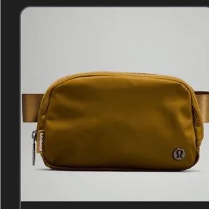 Lululemon belt bag